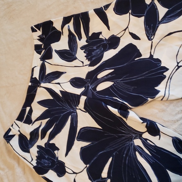 Lafayette 148 New York Dalton Wide Leg Pants - Picture 7 of 14